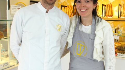 Après 10 ans à l’étranger, Hélène et Vincent Cockenpot se sont installés en périphérie d’Arras (Pas-de-Calais) en mars 2021. © B.Guicheteau